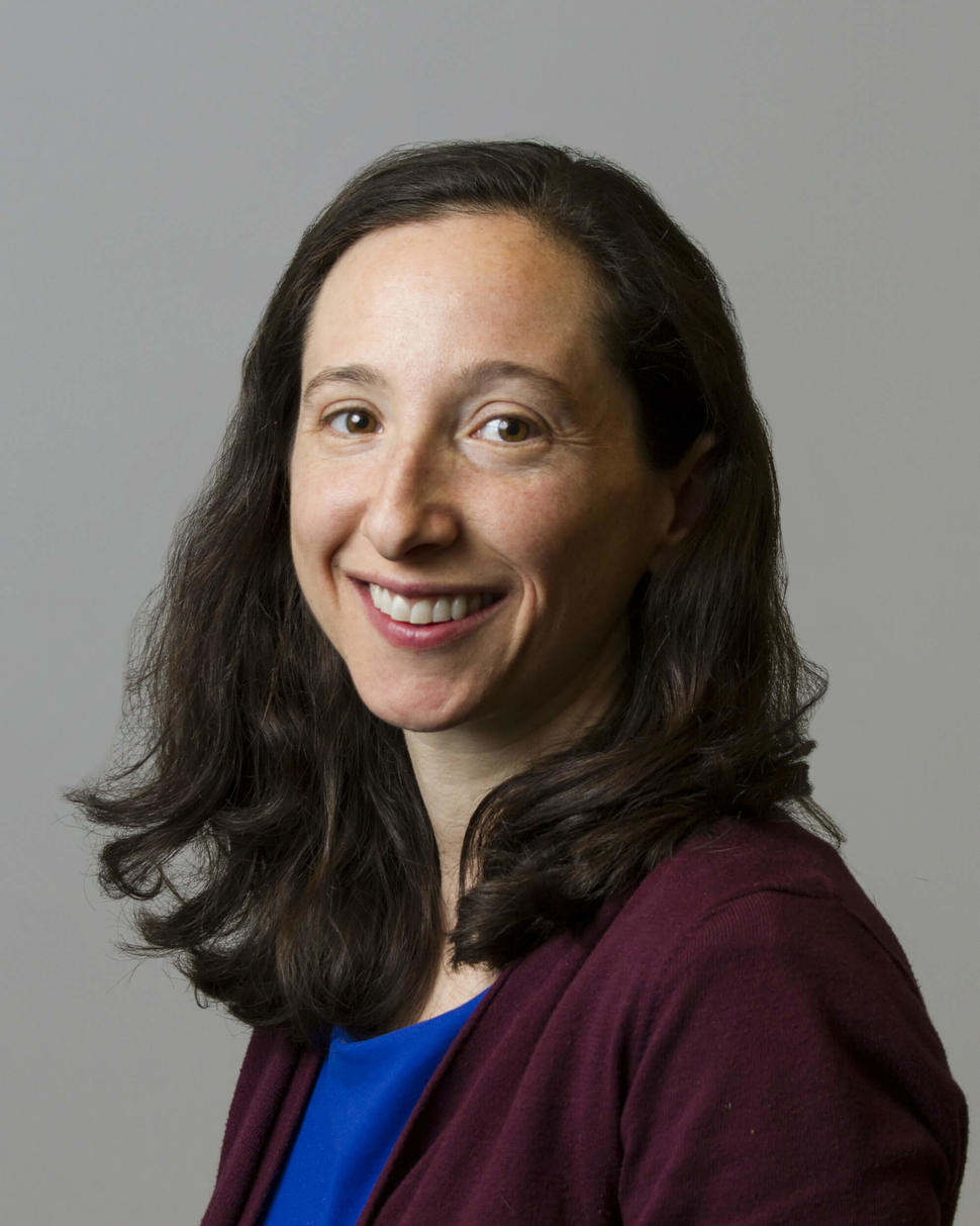 Headshot of Sara Schonfeld