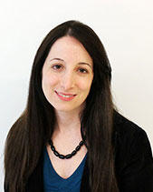 Headshot of Elizabeth Cahoon