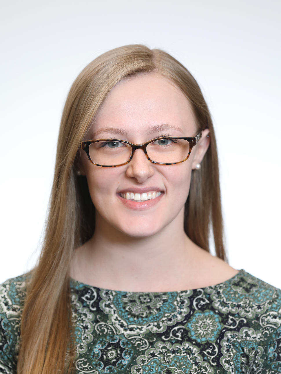 Headshot of Ashley Thompson