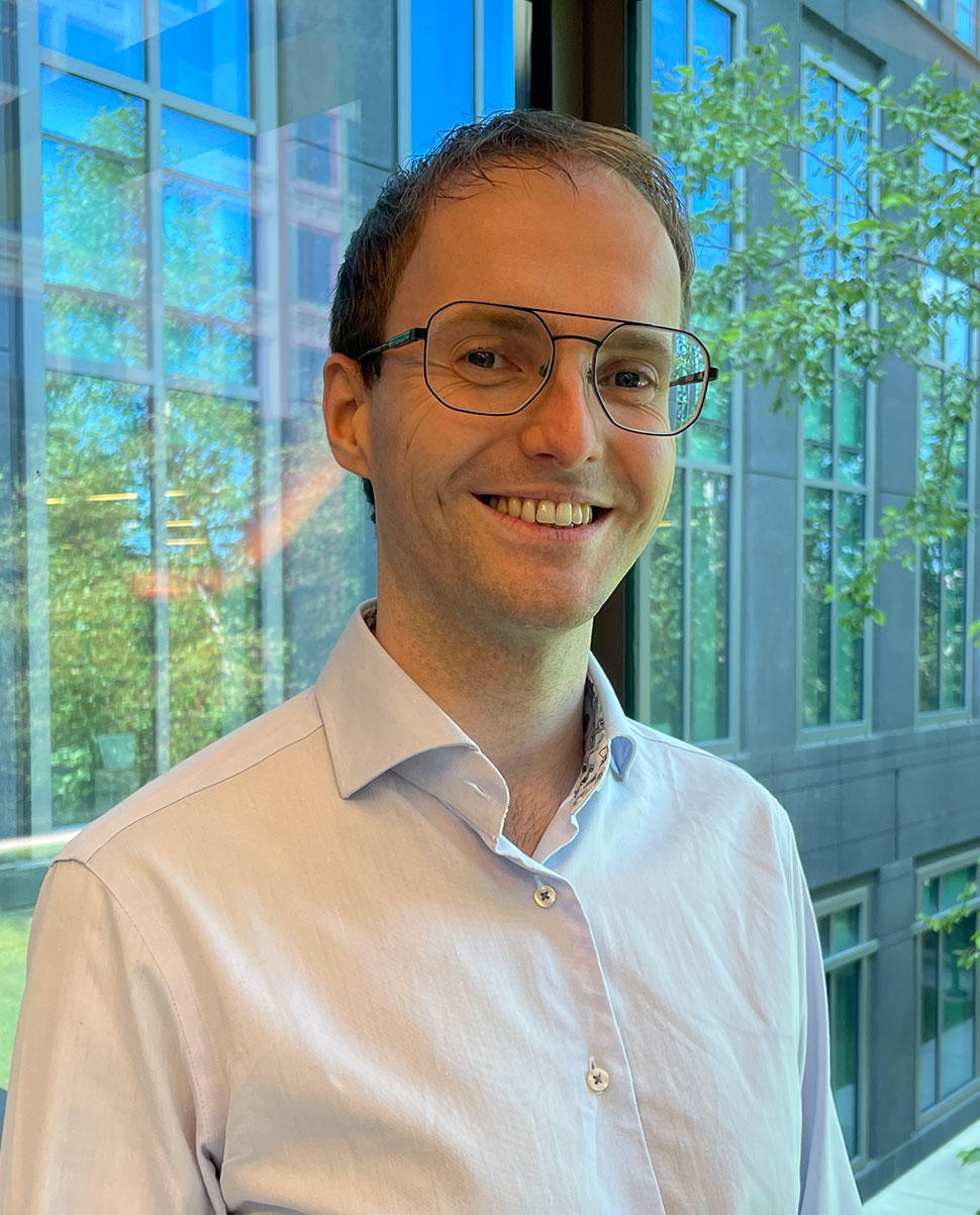 Sander Roberti is a postdoctoral fellow in the Radiation Epidemiology Branch and the Biostatistics Branch