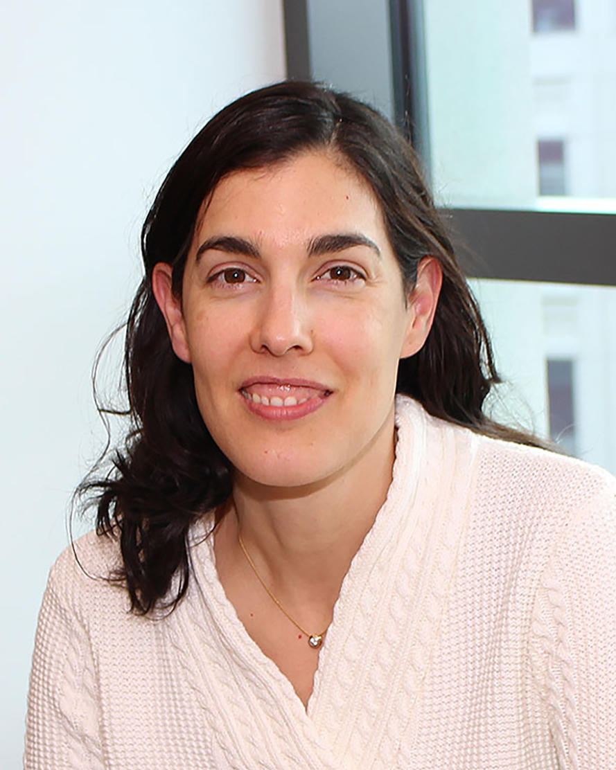 Headshot of Clara Bodelon