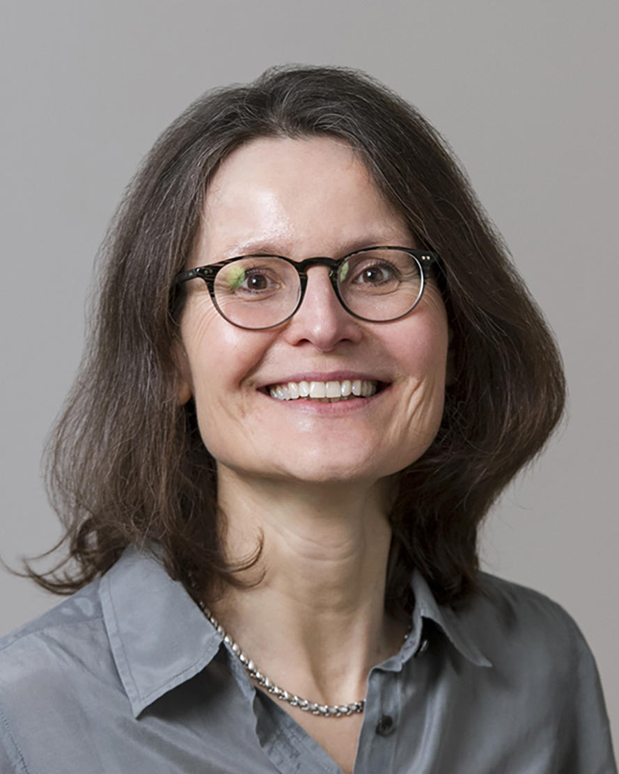 Headshot of Ruth Pfeiffer