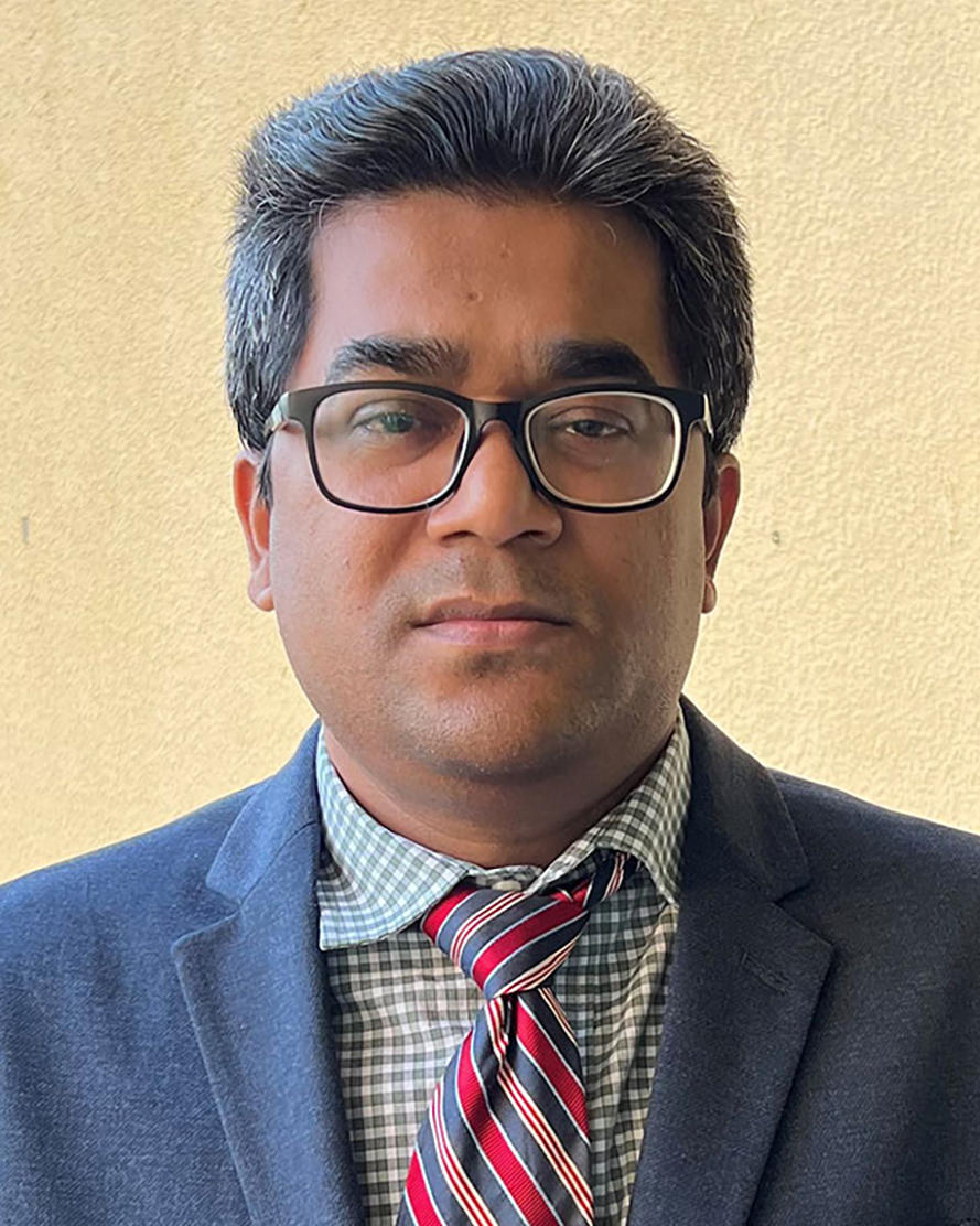 Shyfuddin Ahmed is a postdoctoral fellow in IIB