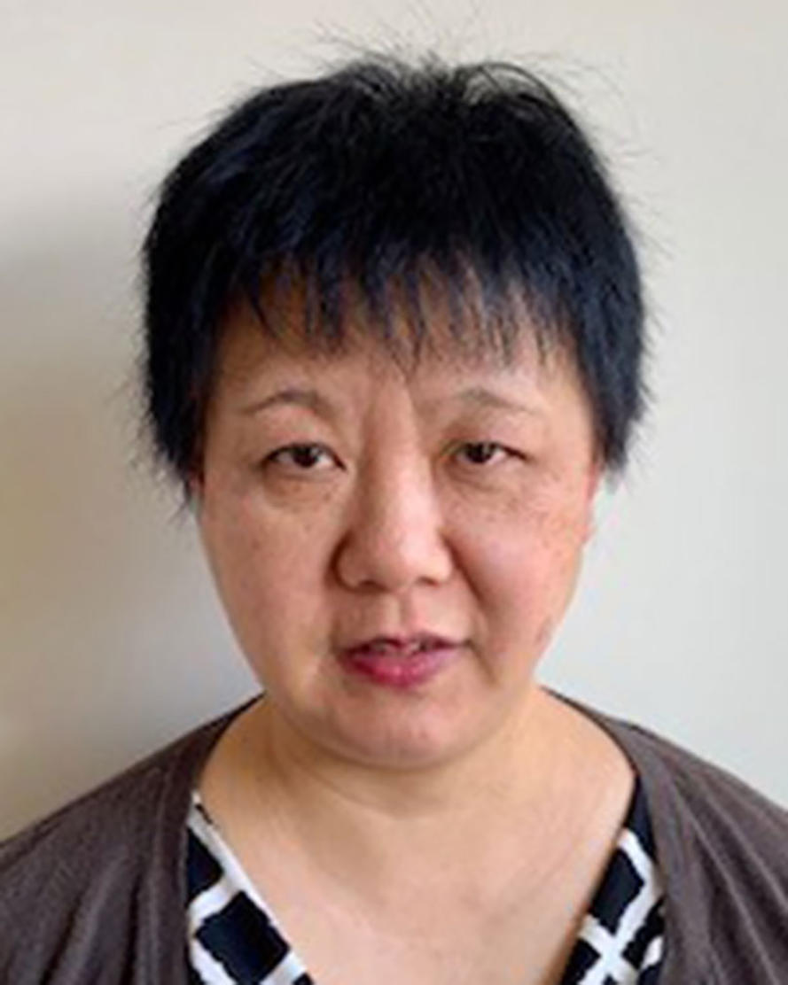 Xie Yi is a biologist/lab manager in Michael Dean's Lab in LTG