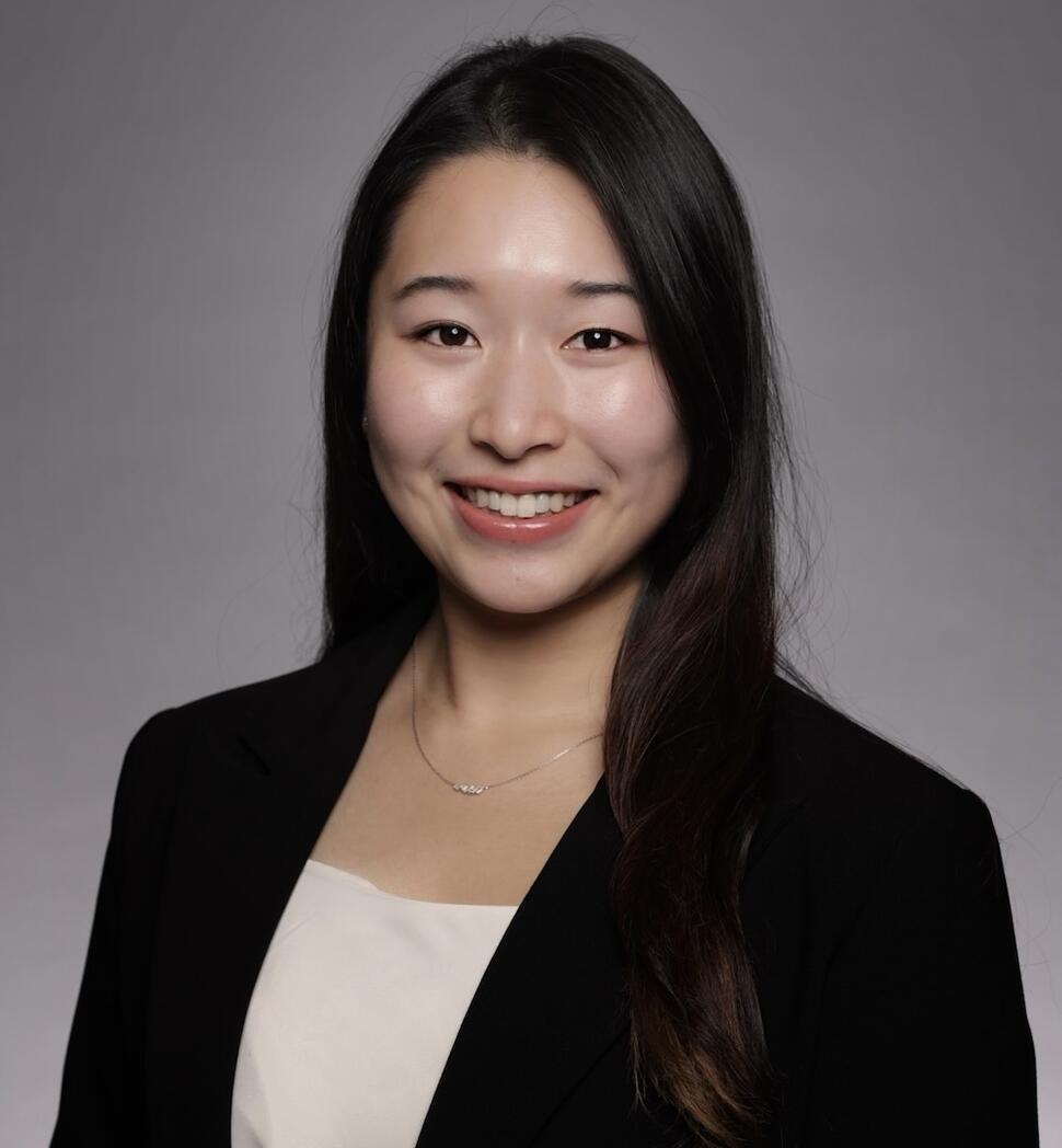 Iris Kim headshot