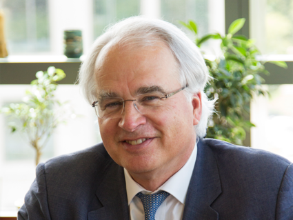 Headshot of Stephen Chanock