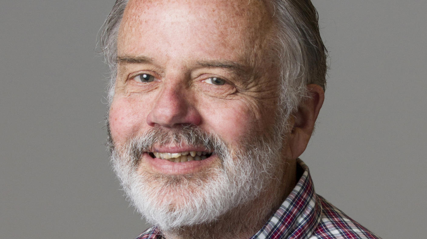 Headshot of Robert Hoover