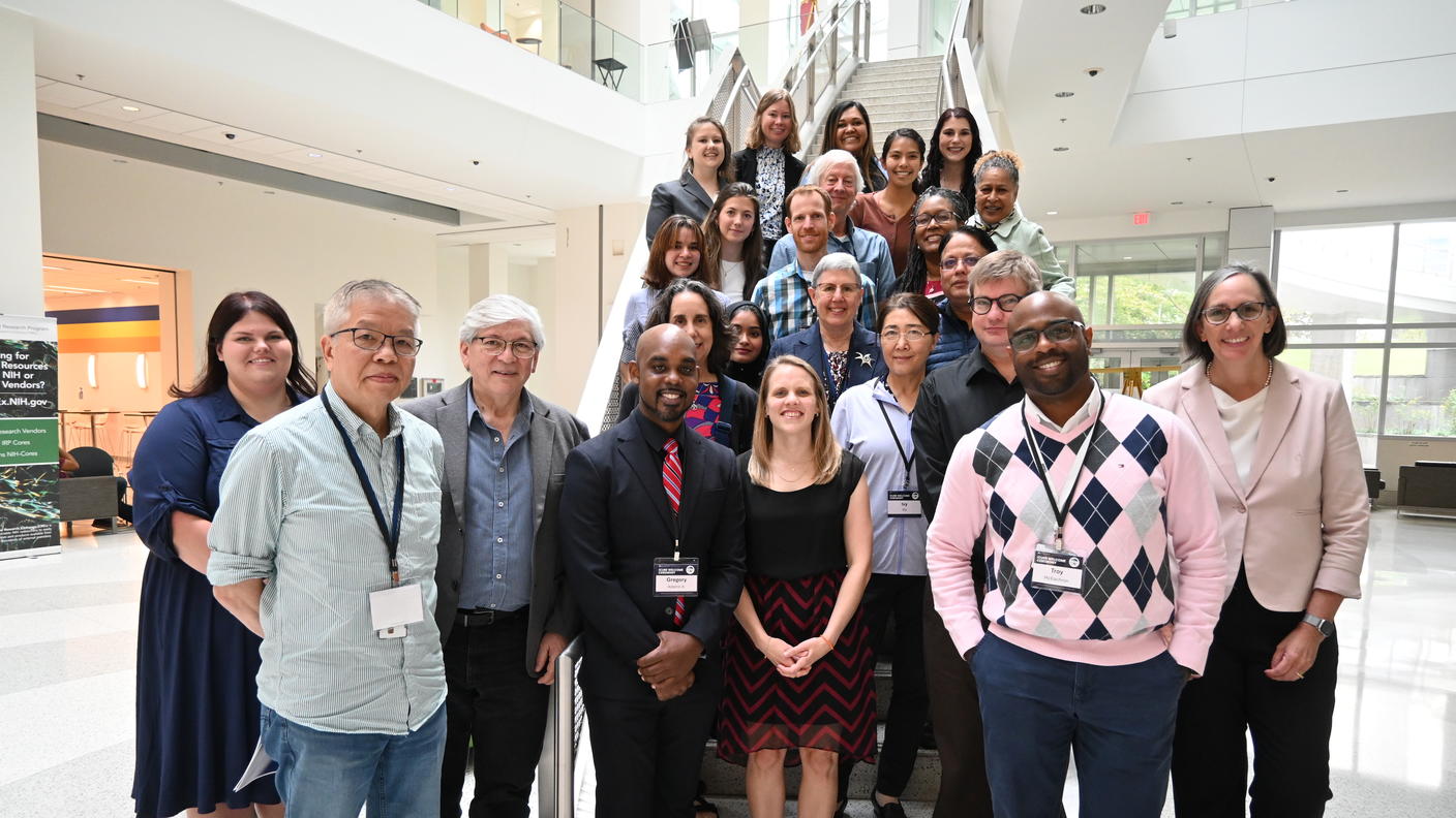 2024 iCURE scholars stand for picture with their PIs and NCI leadership
