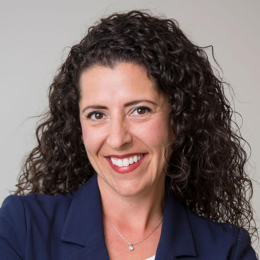 Headshot of Aimée Kreimer