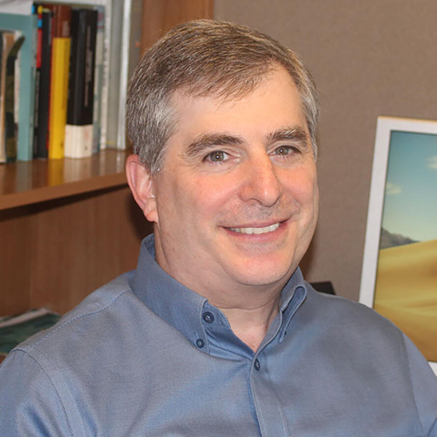 Dr. Daniel Russ