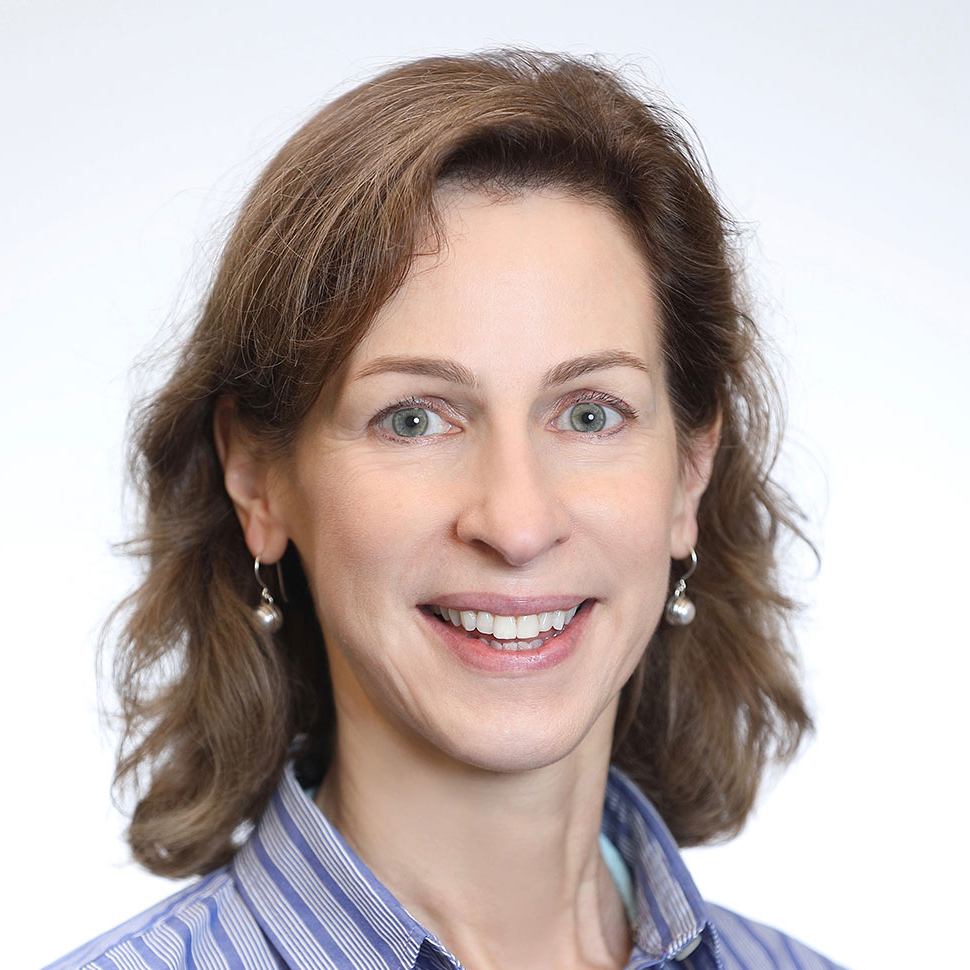 Headshot of Jackie Lavigne