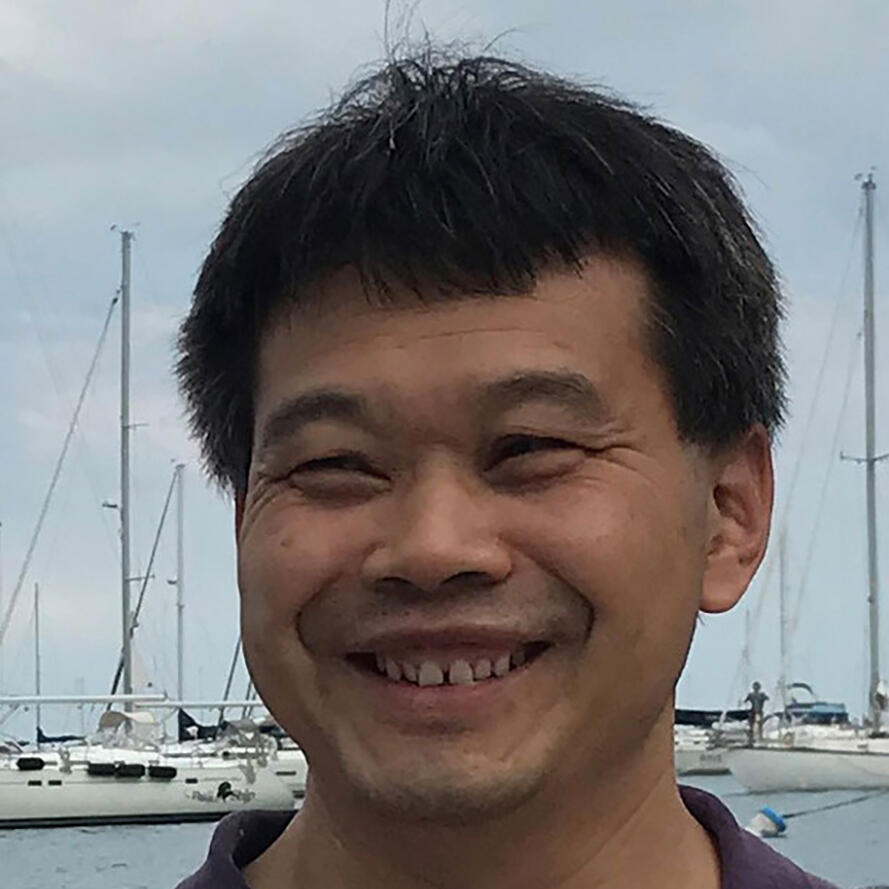 Jinhu Yin is a biologist in the Choi Lab
