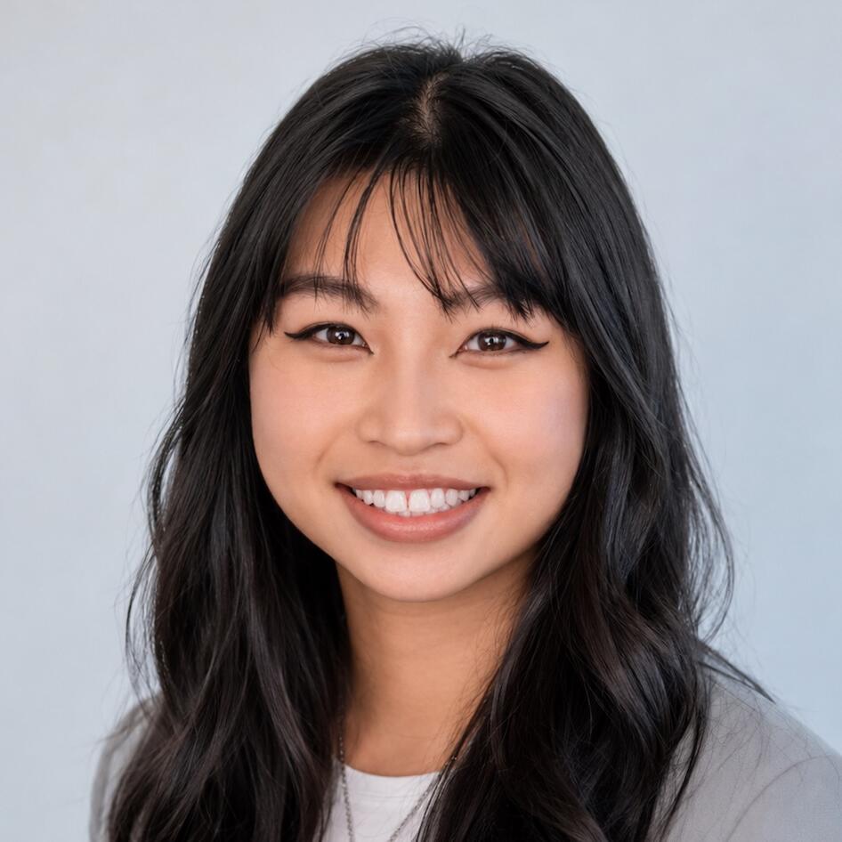 Angelina Cho Headshot