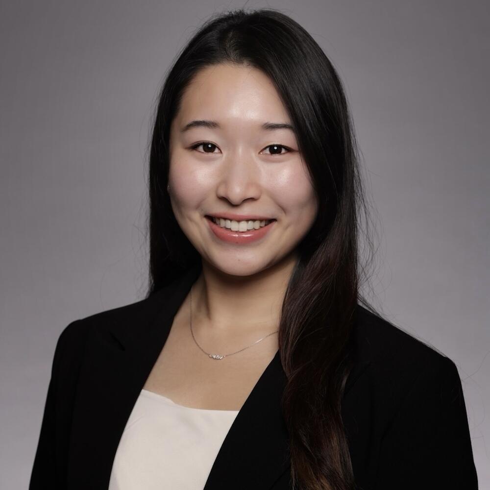Iris Kim headshot
