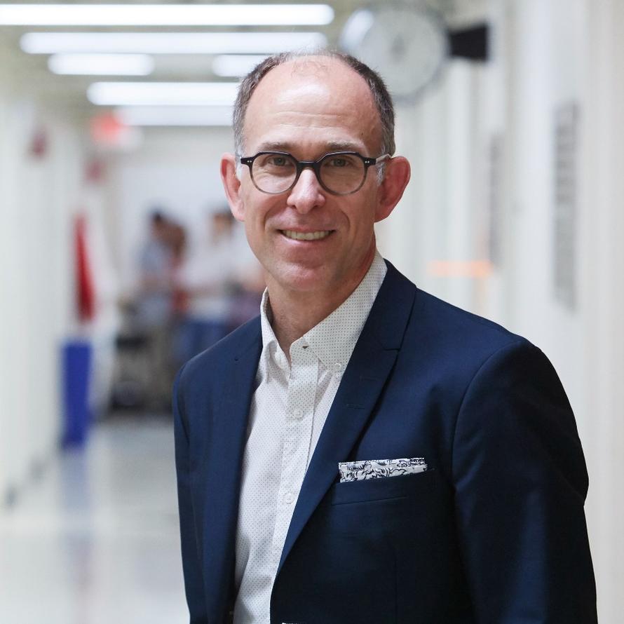 Pete Kraft is Director of the Trans-divisonal Research Program in DCEG