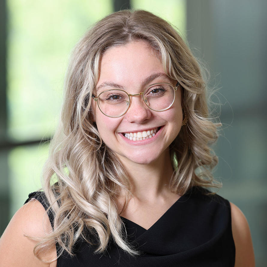 Kara Barnao is a postbaccalaureate fellow. 