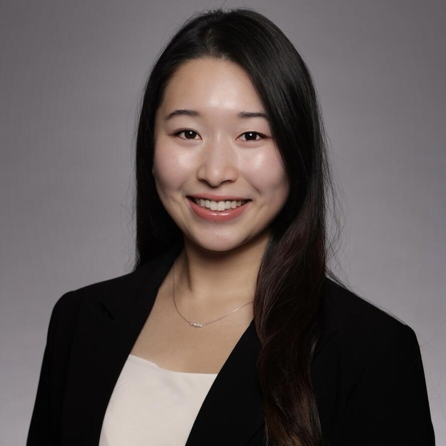 Iris Kim headshot
