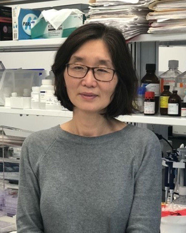 Mai Xu, biologist and lab manager