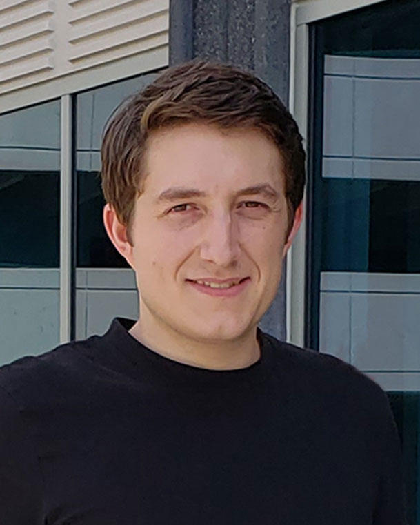Timothy Winter is a predoctoral fellow in the Laboratory of Genetic Susceptibility