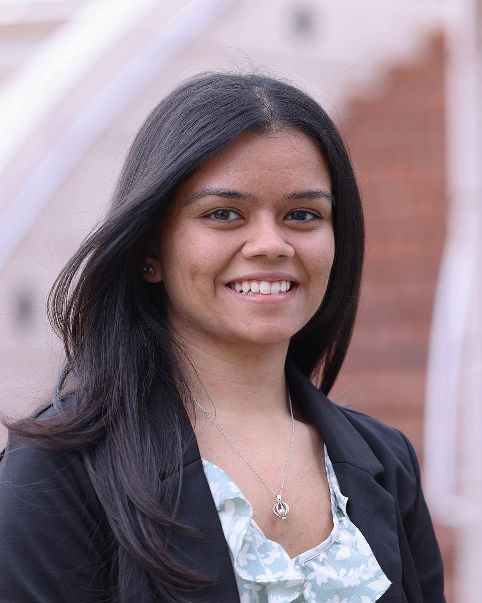 Vagmi Luhar is a prebaccalaureate fellow in the Integrative Tumor Epidemiology Branch.