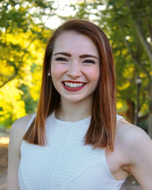 headshot of Alaina Shreves