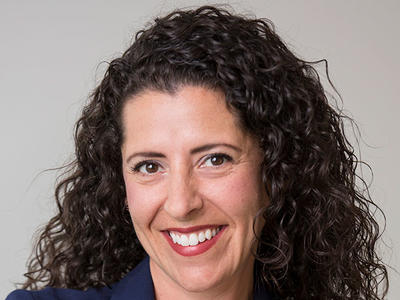 Headshot of Aimée Kreimer