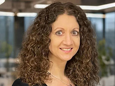 photograph of Lisa Mirabello